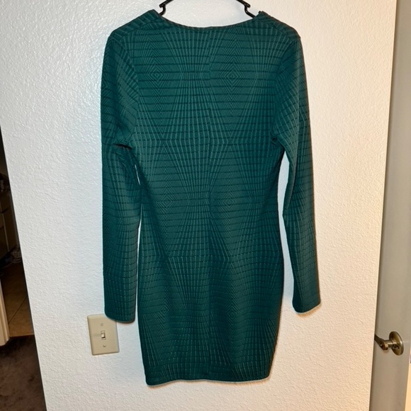 Fashion Nova Dress Worn Once - Picture 2 of 3